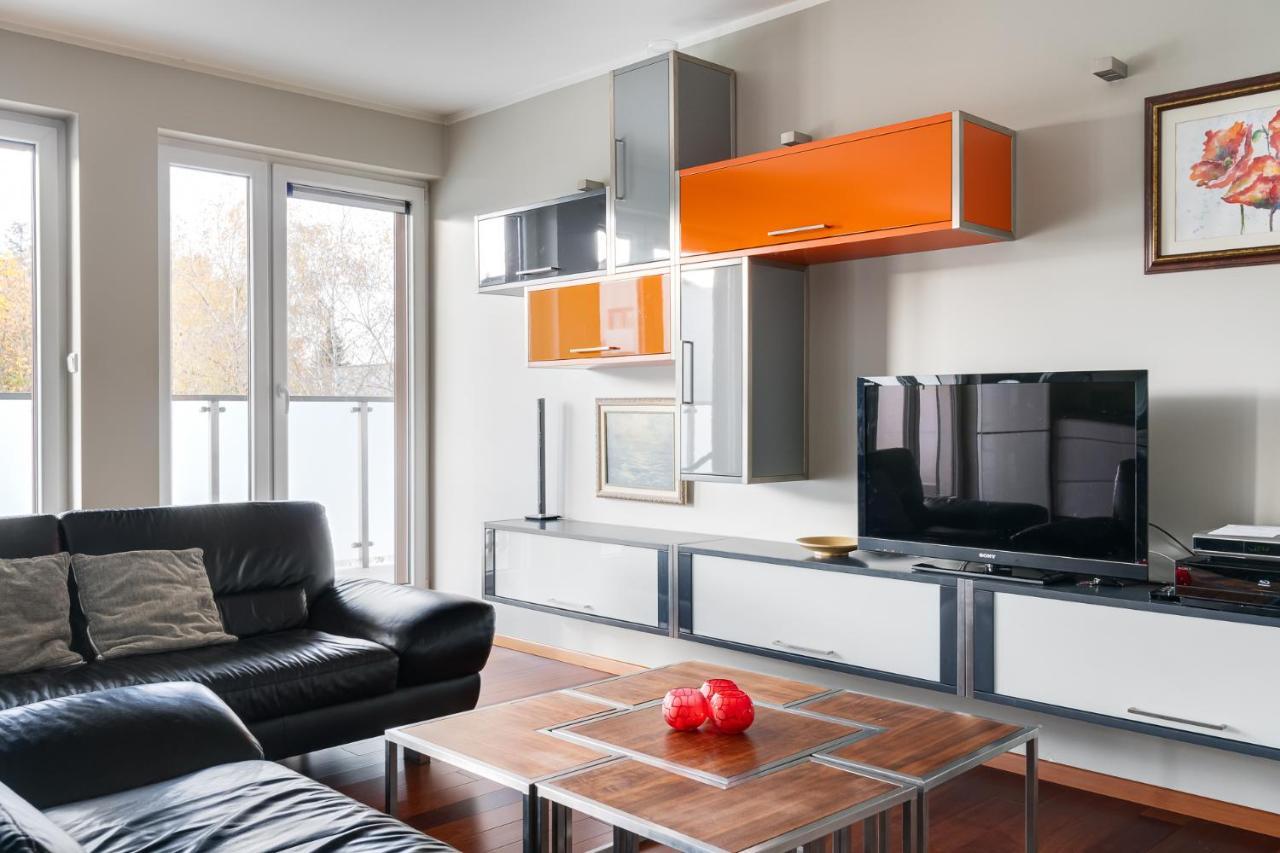 Lasek Marcelinski 2-Bedroom Apartment Poznań Esterno foto